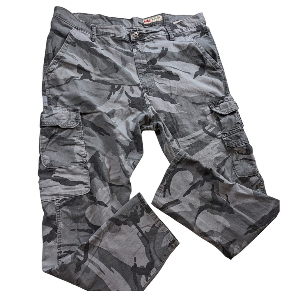 Wrangler Cargo Pants Men Size 40x32 Gray Camouflage Regular Taper Stretch Cotton